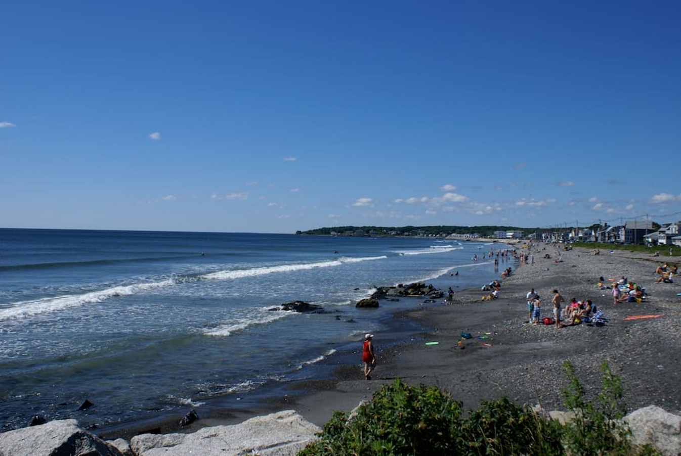 Oceanfront Condo steps away from Long Sands Beach — York, ME — vacation rental