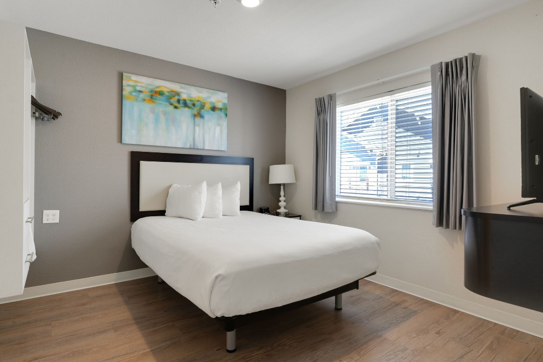 1 Bedroom · Signature layout