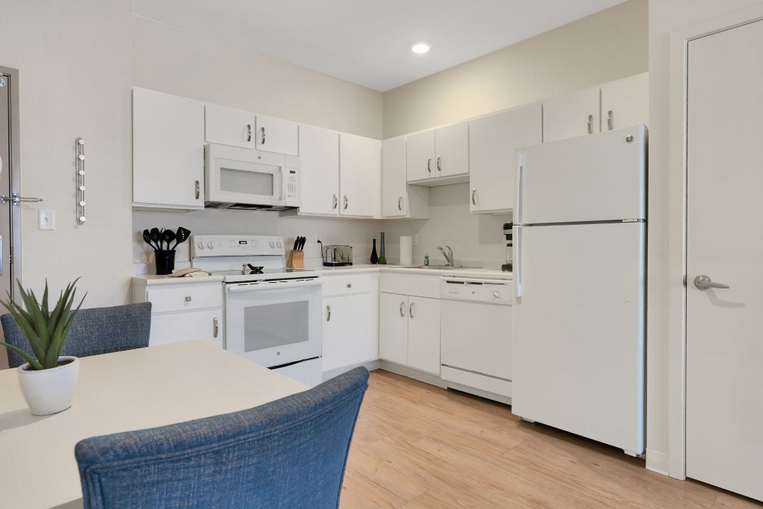 Simplicity At the Rim · Unit 1107  1107 1/1