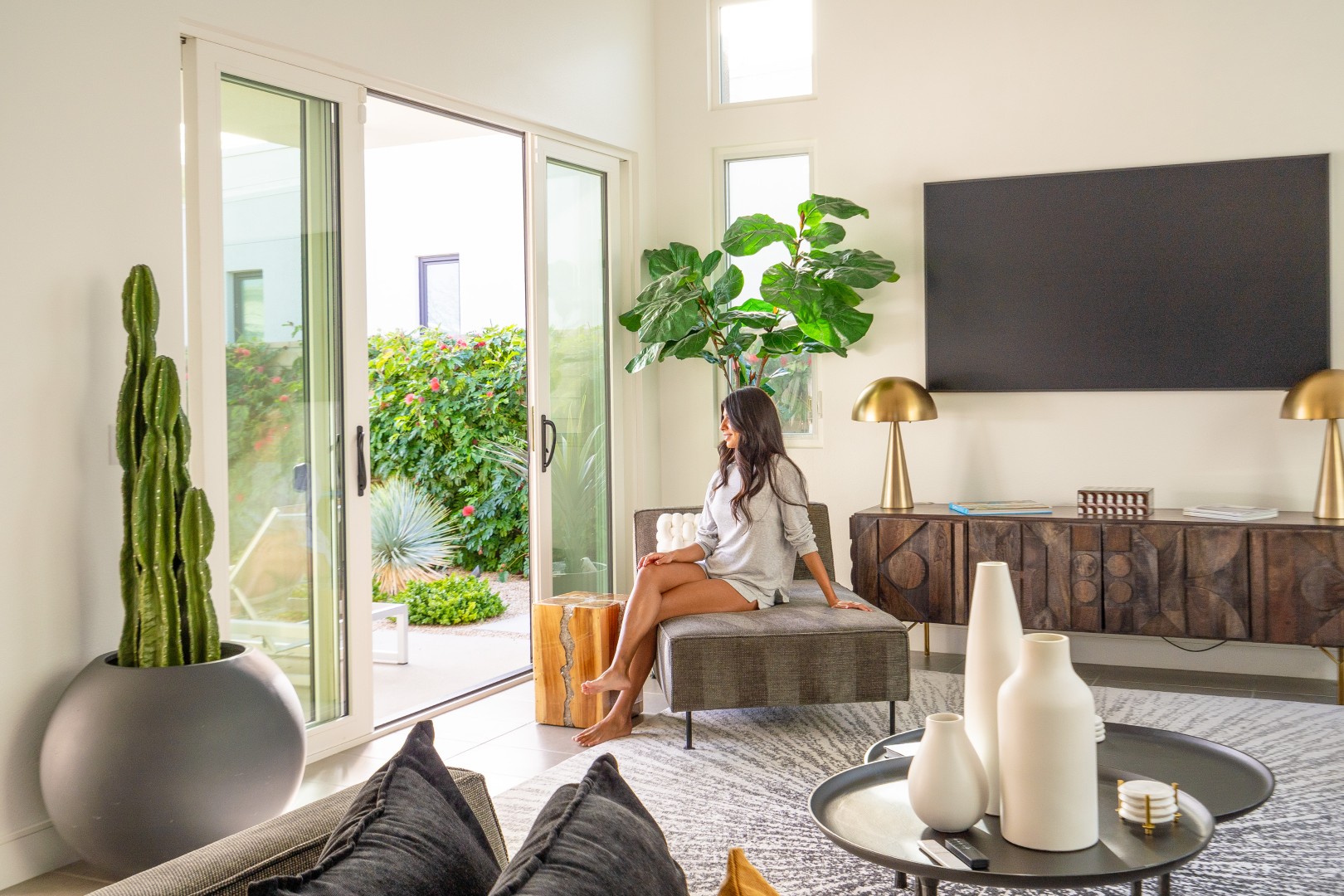 Bright Miralon Luxe living room