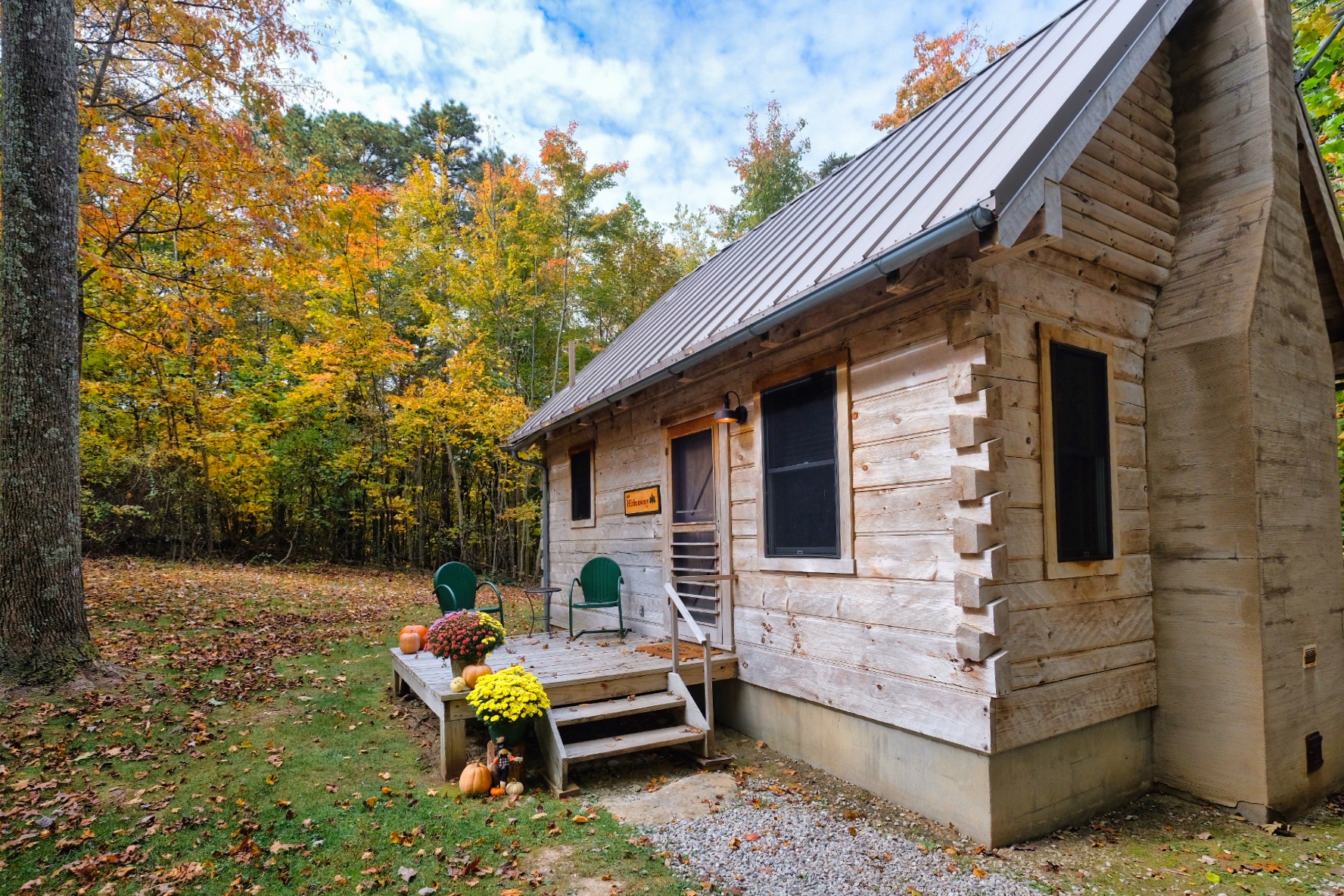 The Hideaway Cabin in Hocking Hills (with WiFi) — Rockbridge, OH — vacation rental