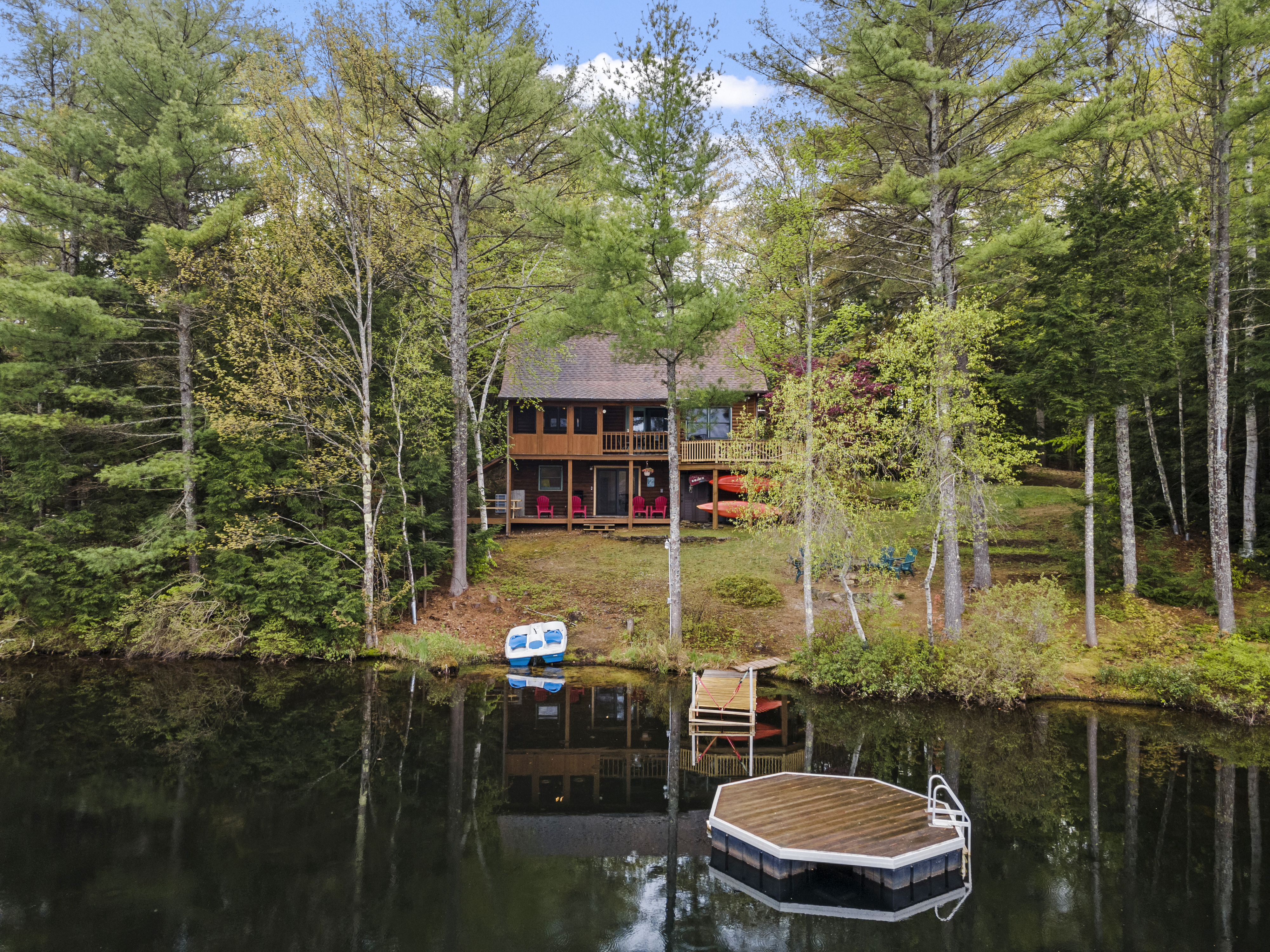 Hermit Lake Retreat - Photo 9 of 40