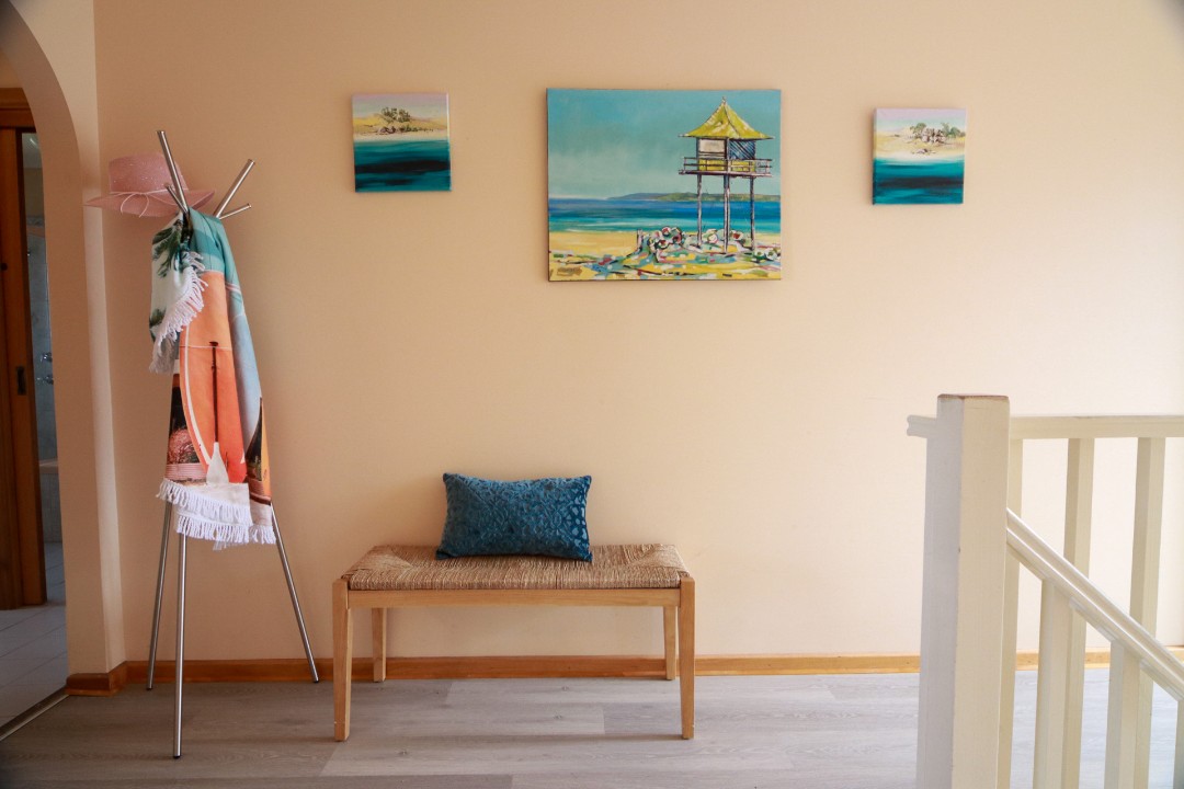 Downstairs lounge includes a Smart TV for movie nights, kids’ downtime, or rainy-day entertainment.