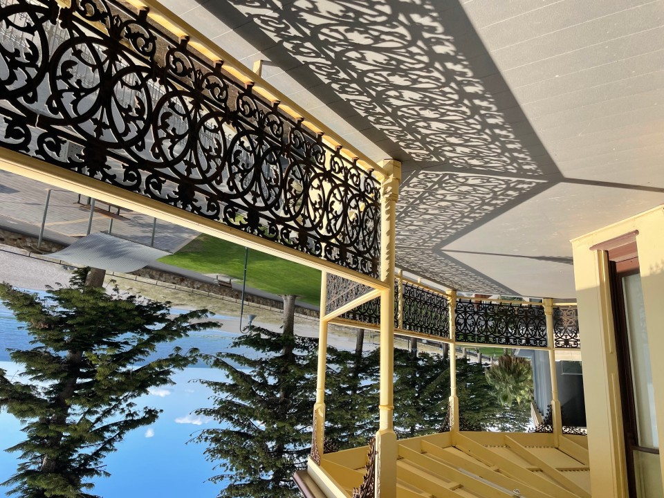 Enjoy partial sea views and fresh coastal air with shared balcony access (with Apartment No. 4)
