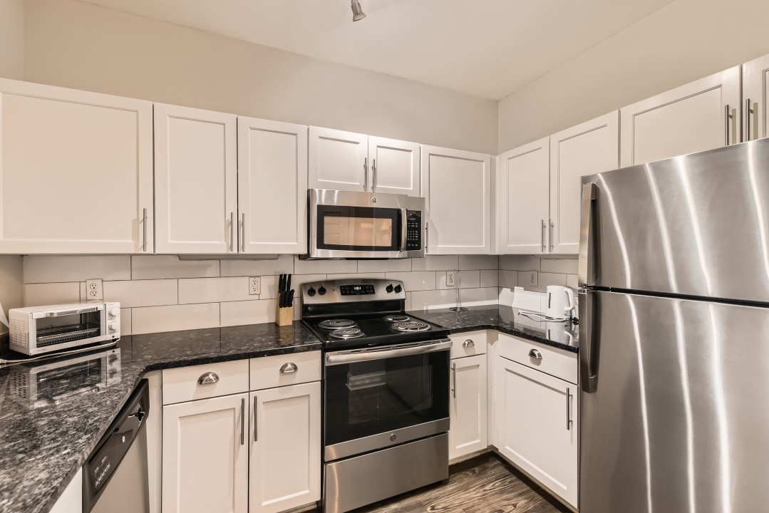 Crest at Midtown · Unit 1413 1/1