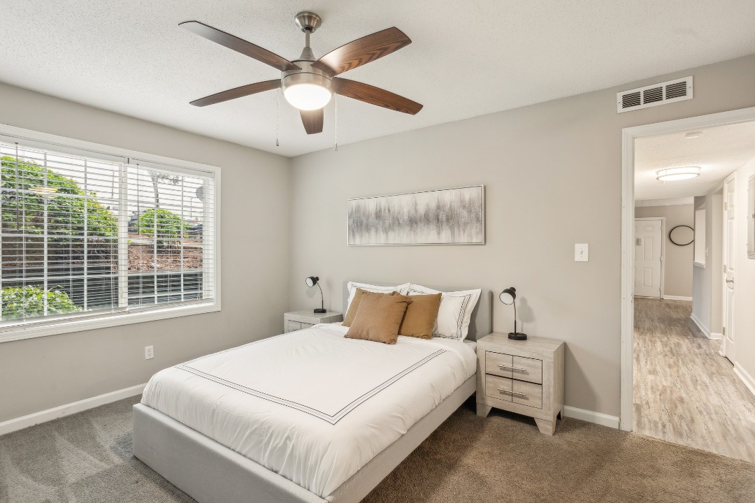 Crest at East Cobb 1812E · Unit 2/2
