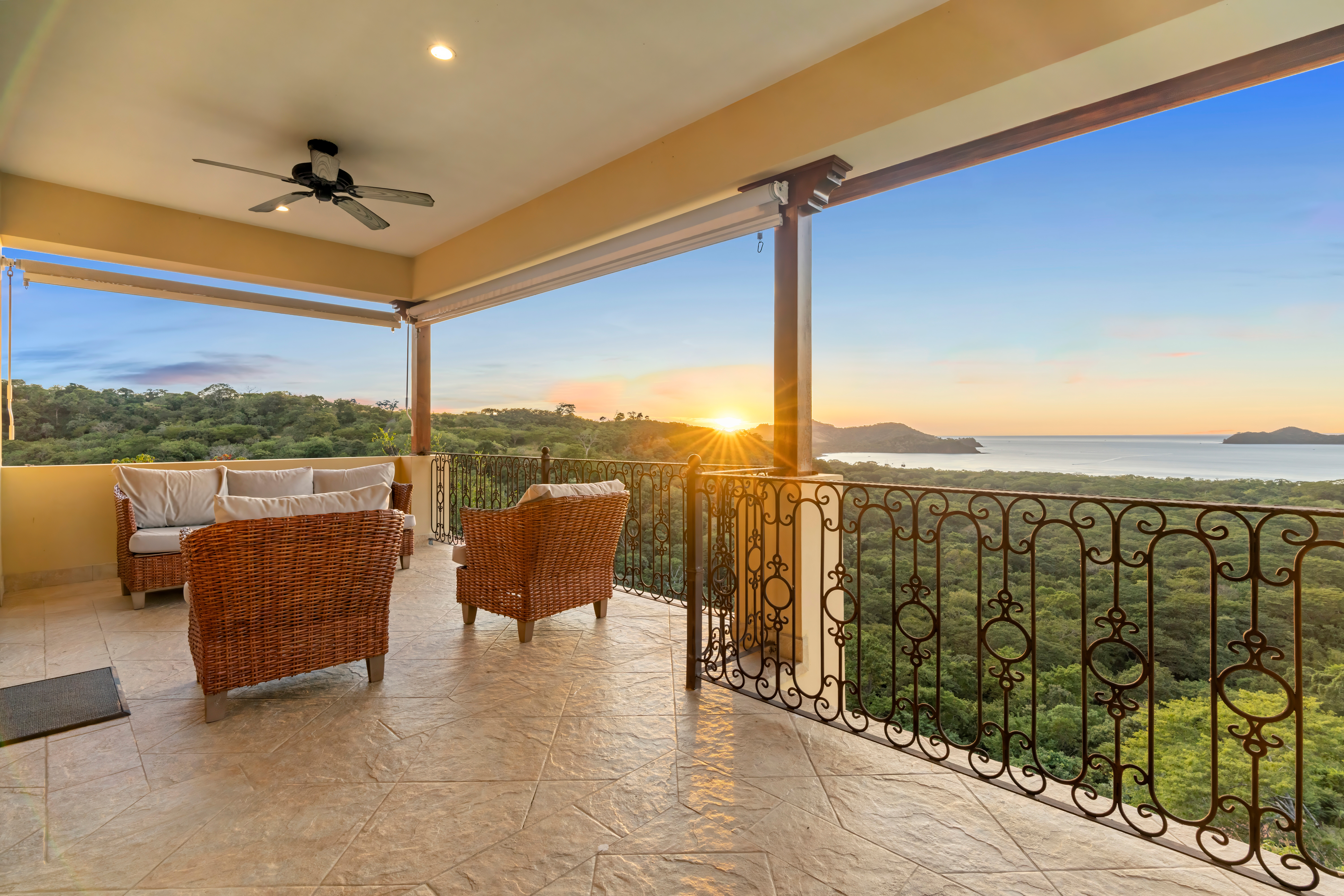 Papagayo Penthouse | Private Pool & Sunset Views — Playa Panama, Provincia de Guanacaste — vacation rental