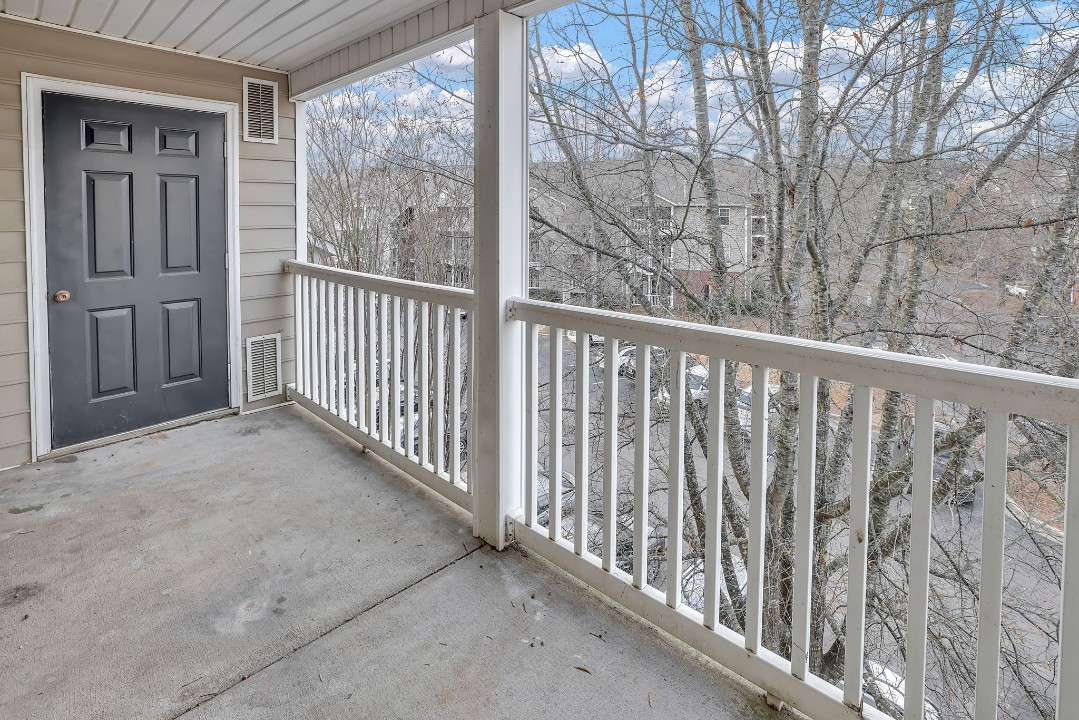 The Avenues of Lakeshore · Unit 2608 2/1
