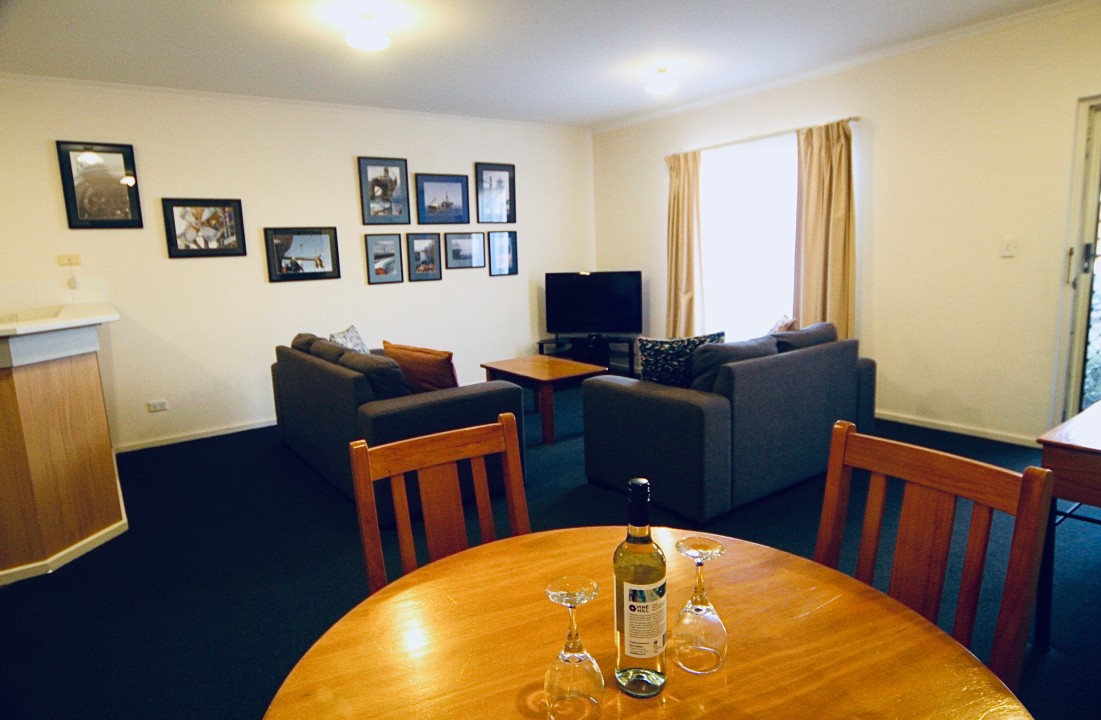 Dedicated work desk, high-speed internet, and quiet surroundings make it ideal for remote workers and corporate travellers.