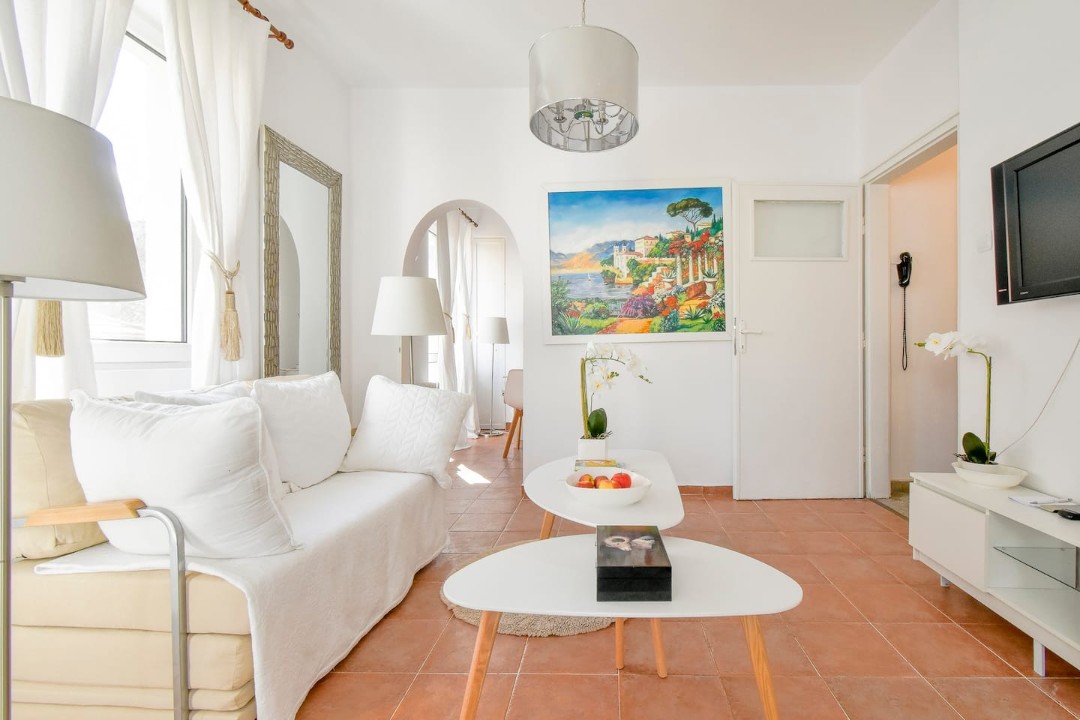 Property thumbnail 11