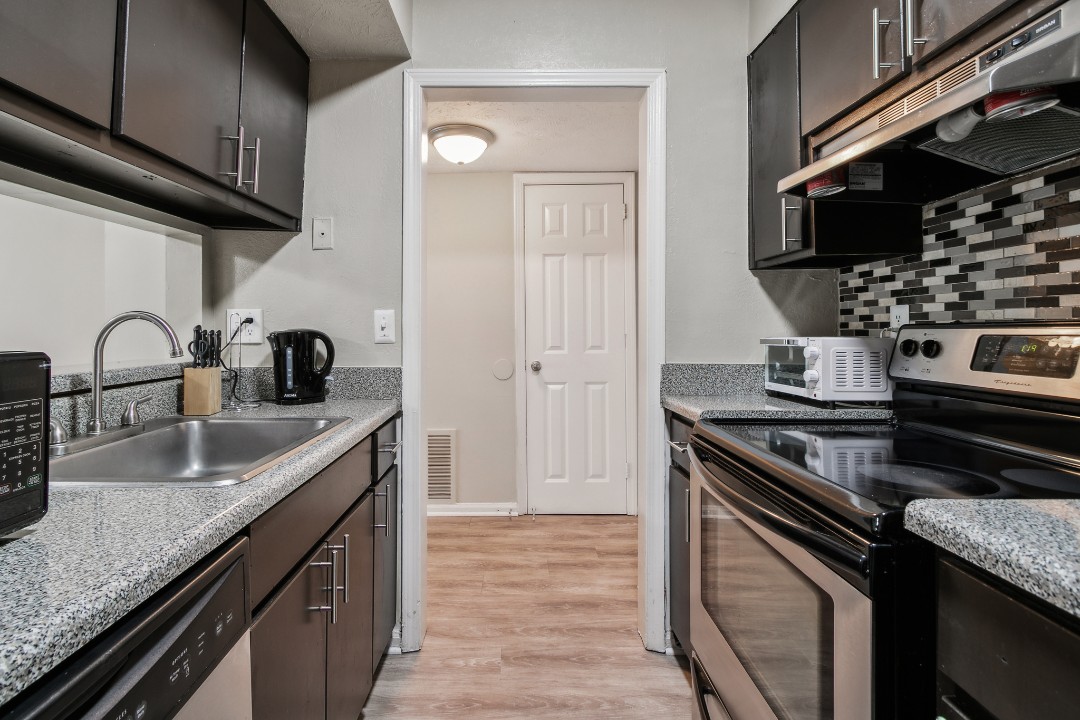 Vinings · Unit 2516 1/1