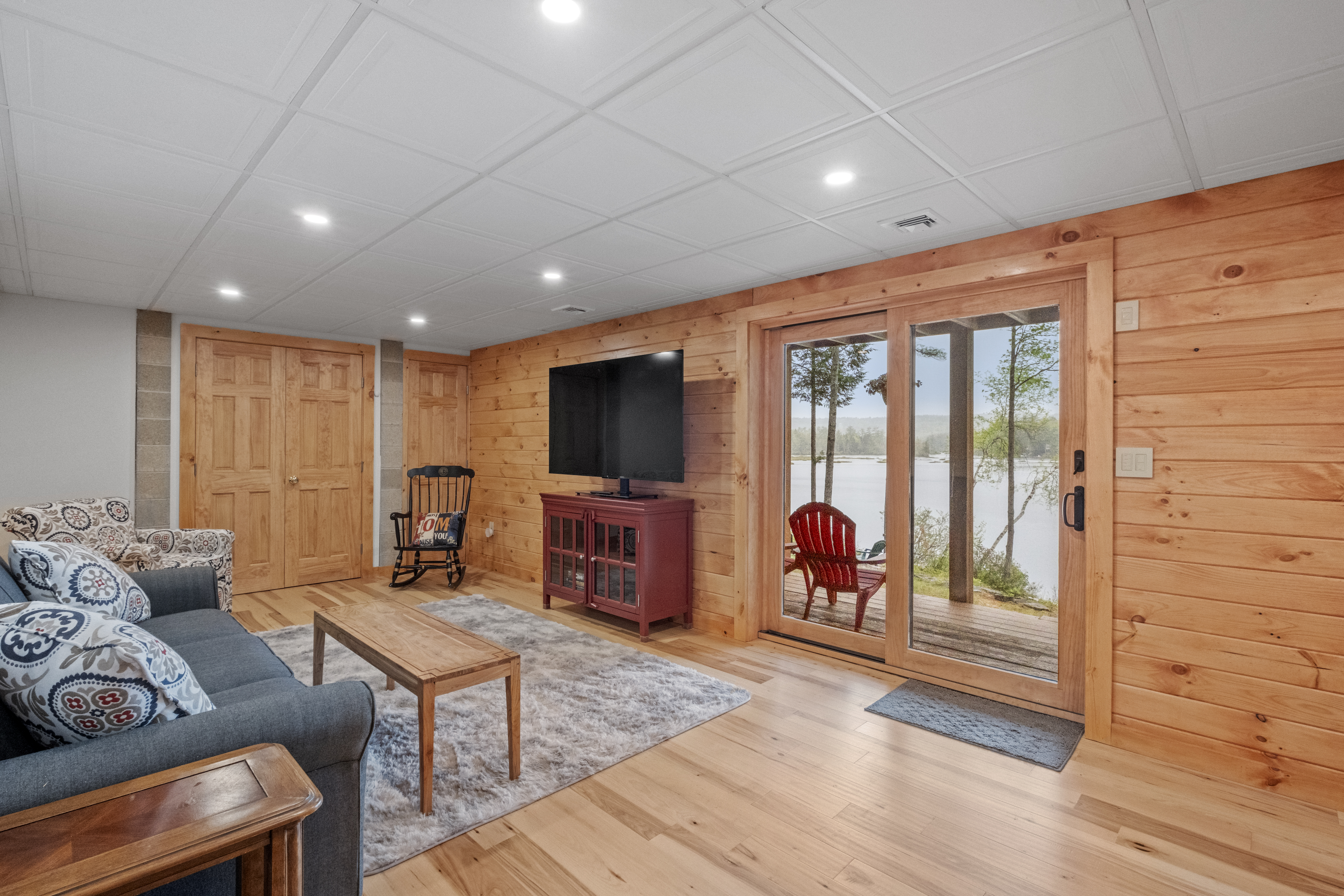 Hermit Lake Retreat - Photo 26 of 40