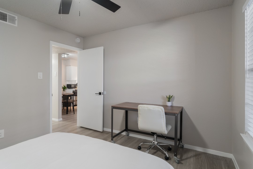The Landry · Unit 214 1/1
