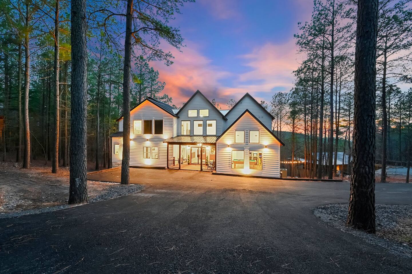 Peak of Perfection — Broken Bow, OK — vacation rental