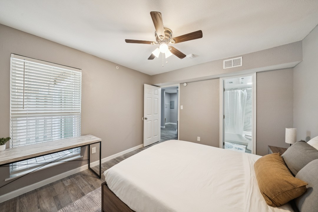 Vista Buena · Unit 3329 1/1