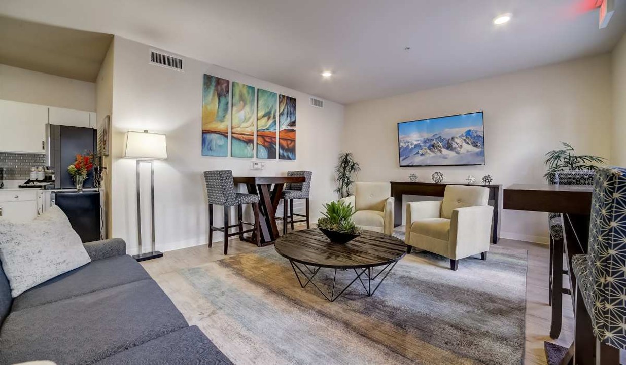 Simplicity At the Rim · Unit 1105  1105 1/1