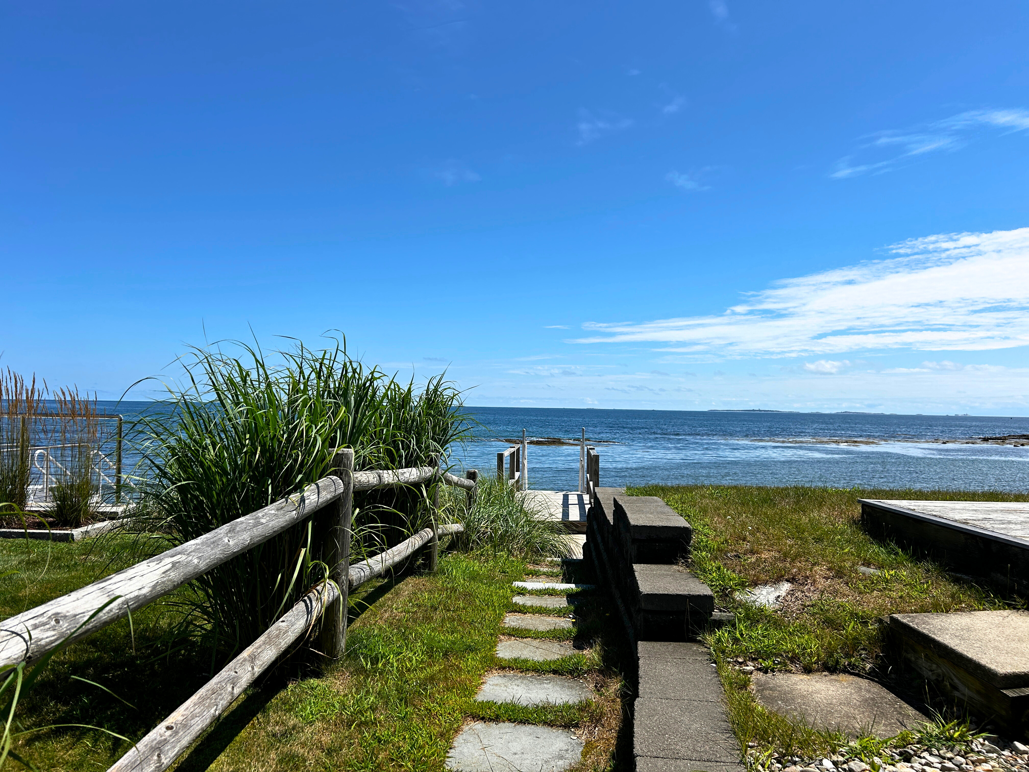 Charming Coastal Retreat Steps From Beach - Cozy And Inviting Escape - Rye, NH