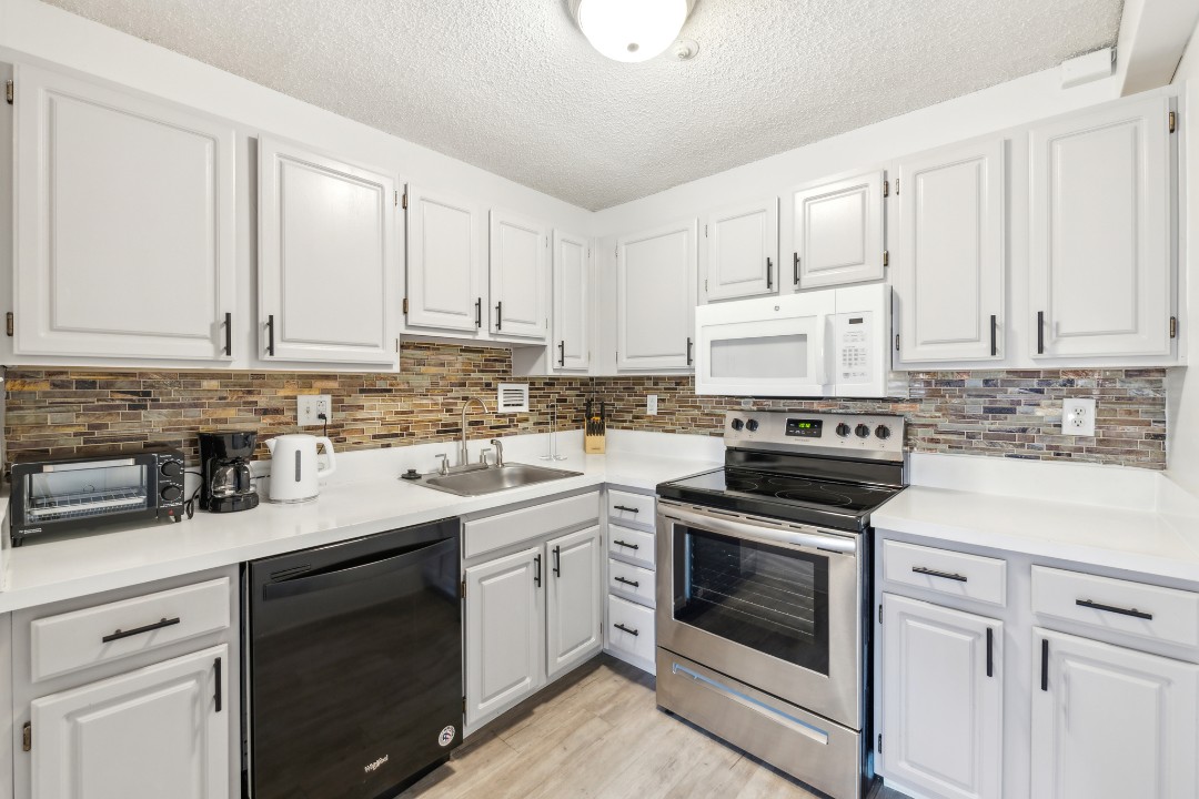Legacy at Imperial Village · Unit 517 2/2