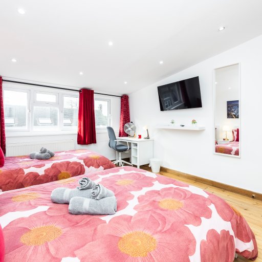 Charming 2 Bedroom Stylish & Magnificent Flat