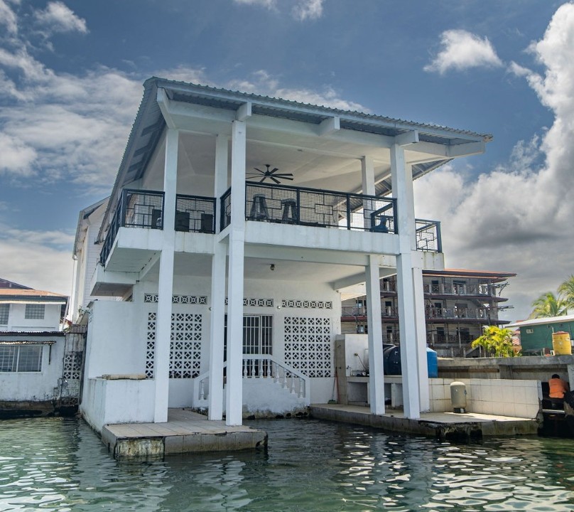 Casa del Mar-Ocean Front Bali House-Best Location