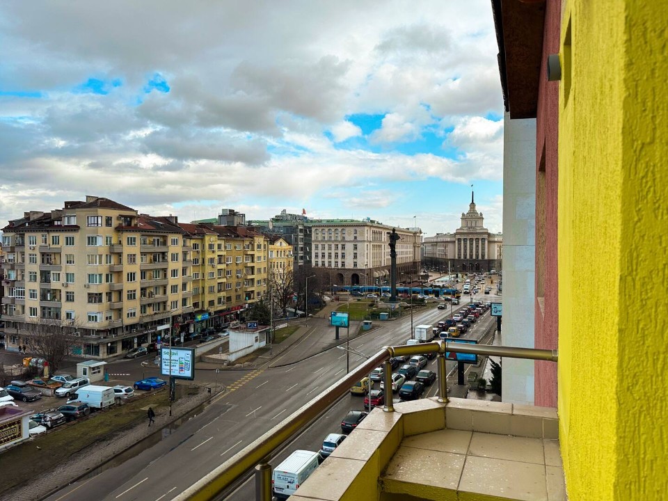 Property thumbnail 7