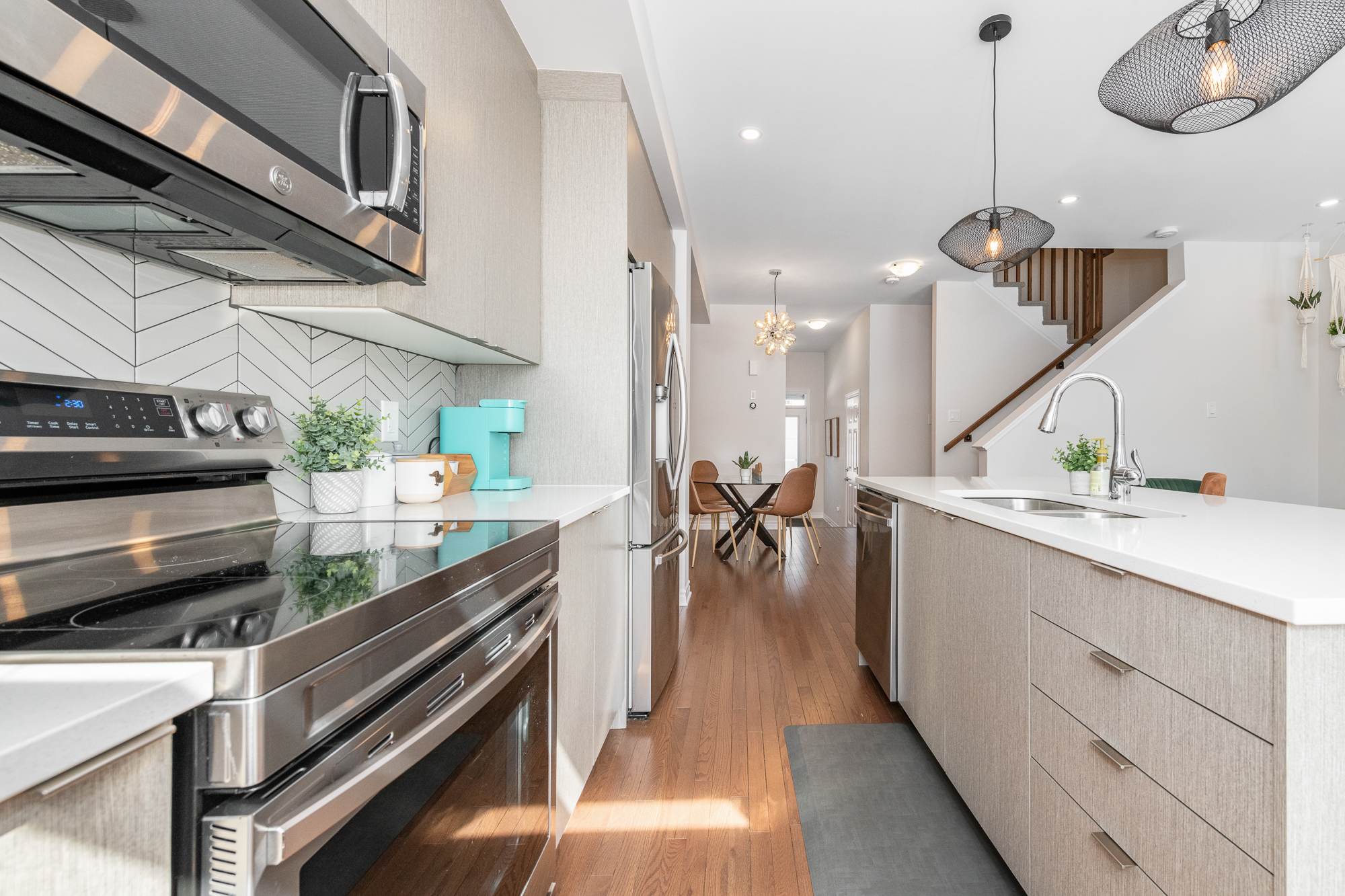 The Mustard Den : furnished mid-term rental photo 3