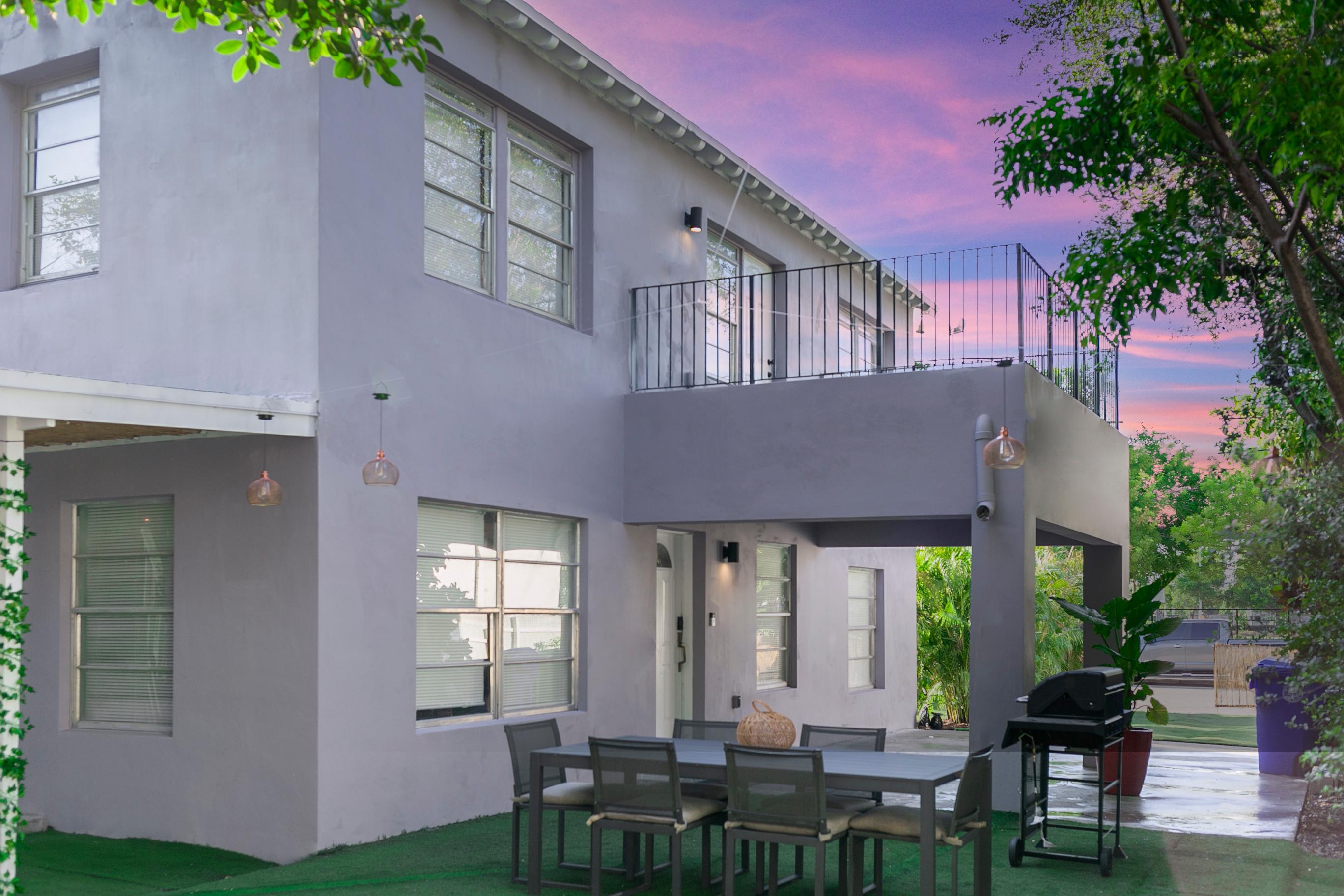 Mr Purple House | Pool+Hot Tub | Little Havana