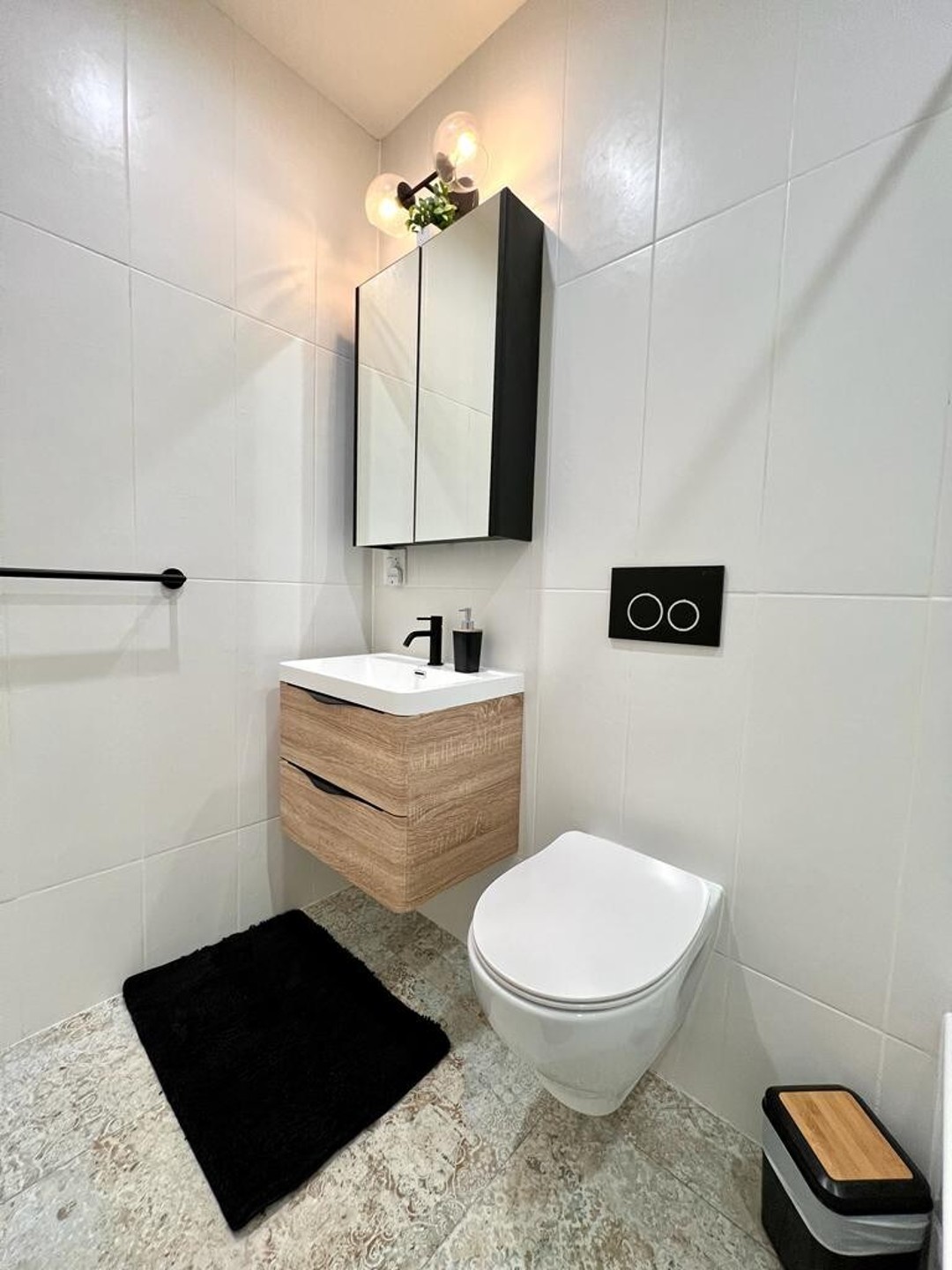 Winthrop #2A Modern & Cozy — photo 11