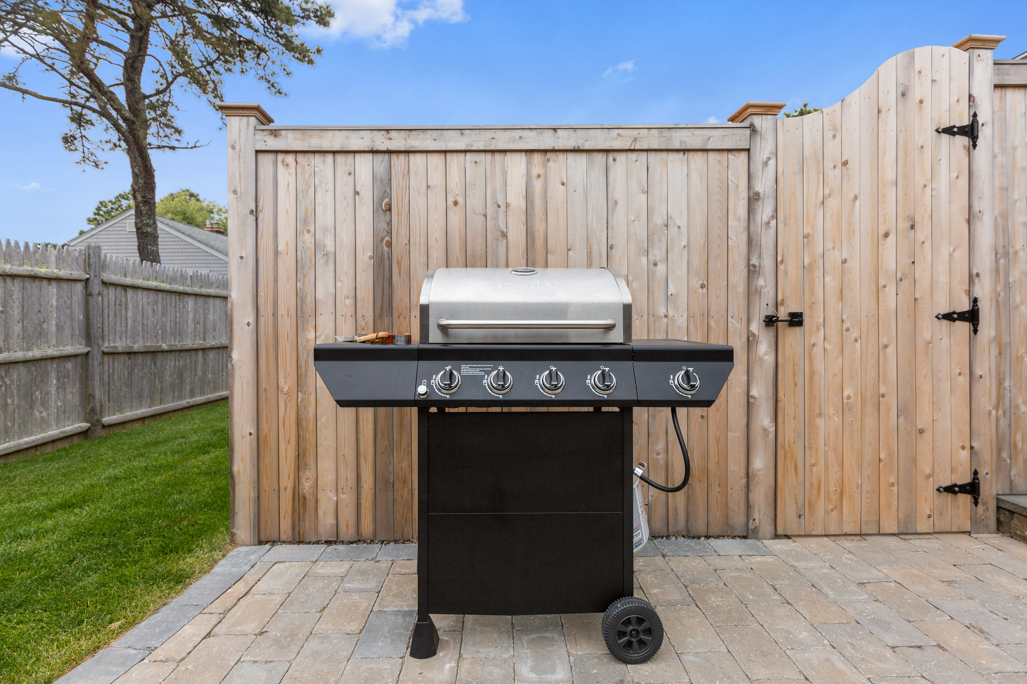 Cape Cod Beach Cottage - Unit A - Photo 31 of 34