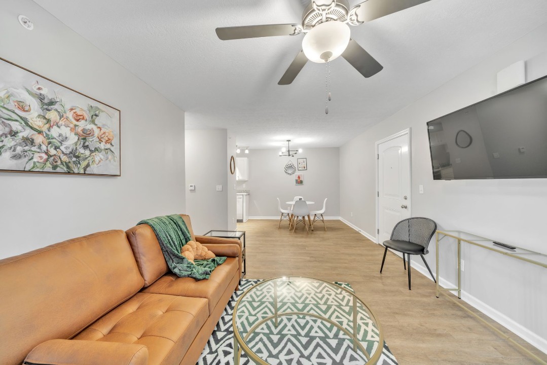 Stonecrest 713, · Unit 2/2