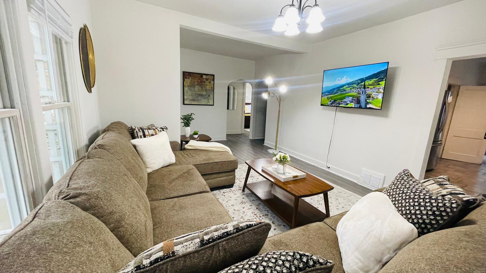 The West Blvd 2bedroom Central Close To Hwy - Cleveland