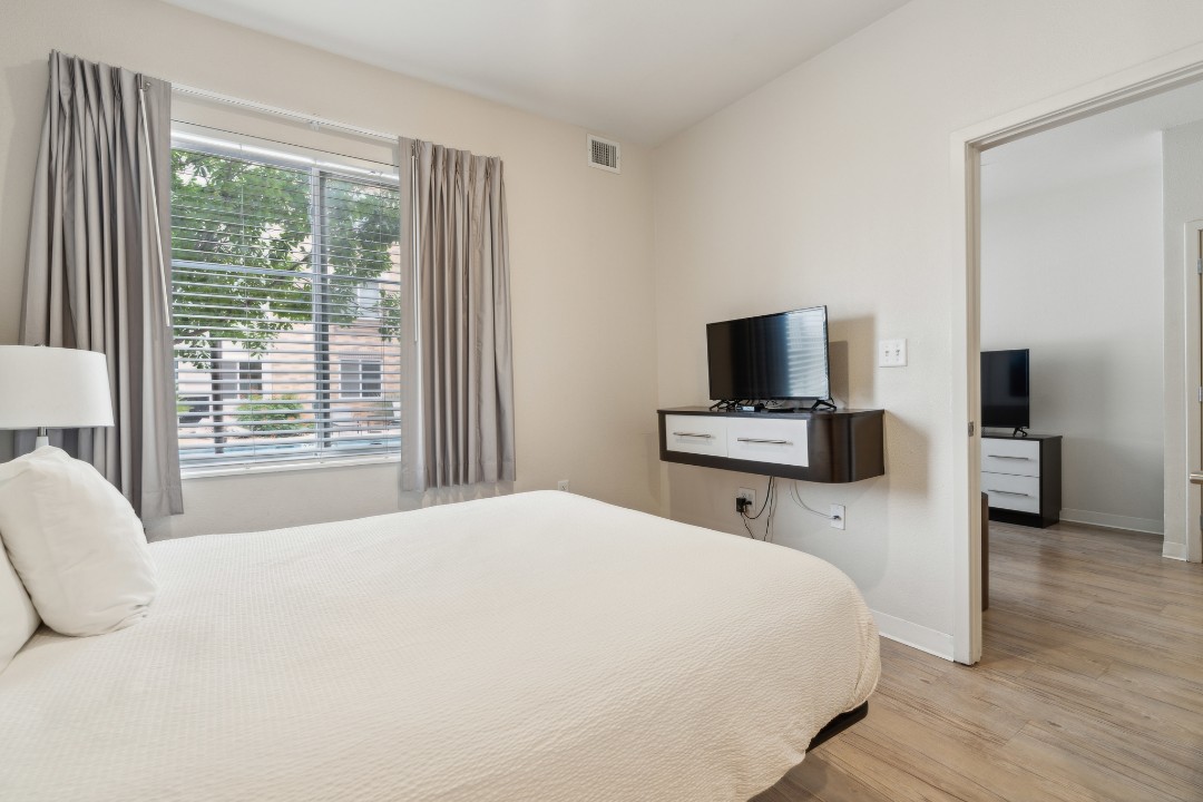 Simplicity At the Rim · Unit 1103  1103 1/1