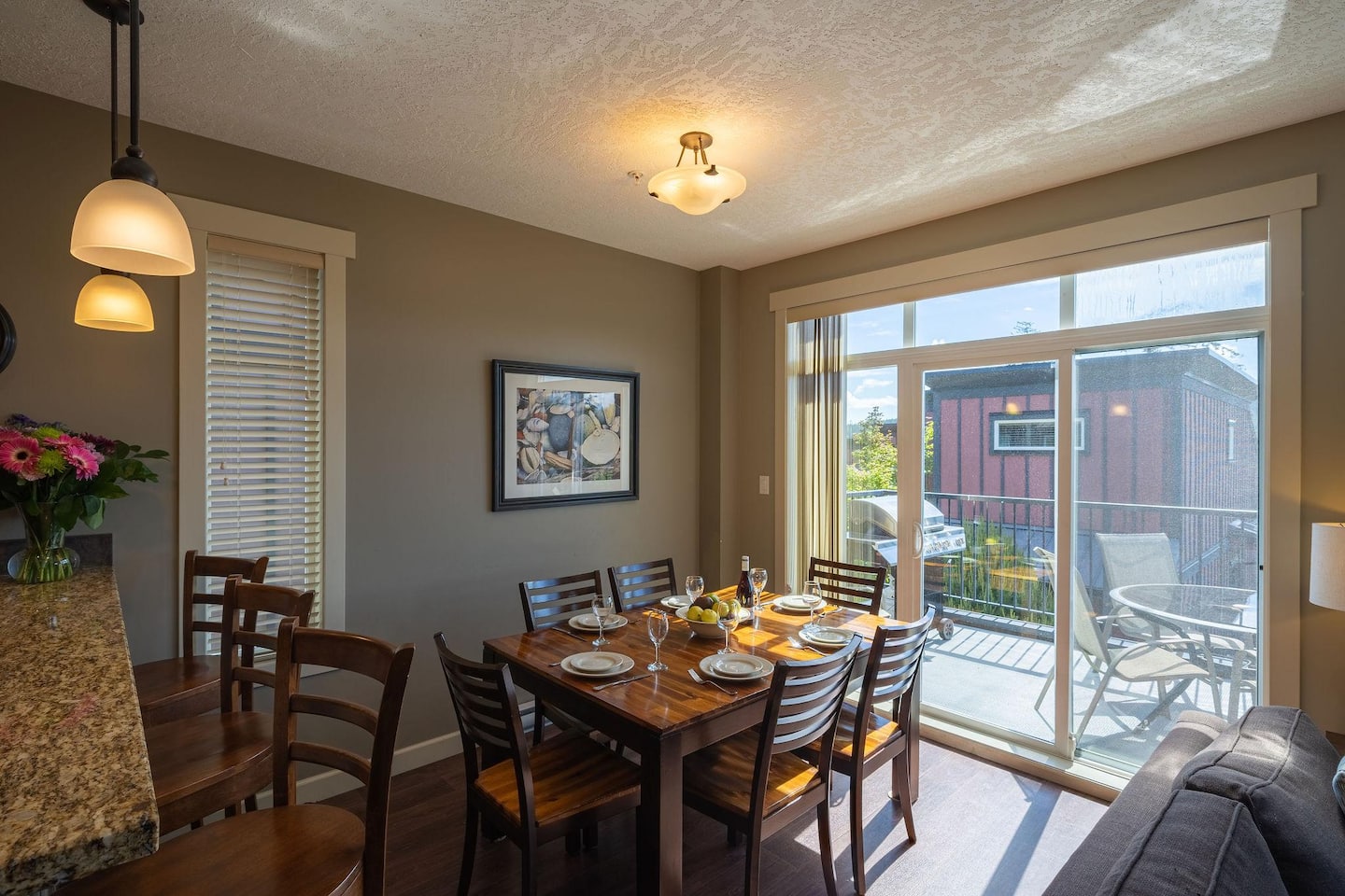 Sooke 2 Bedroom Townhouse with Ocean View — Sooke, BC — vacation rental