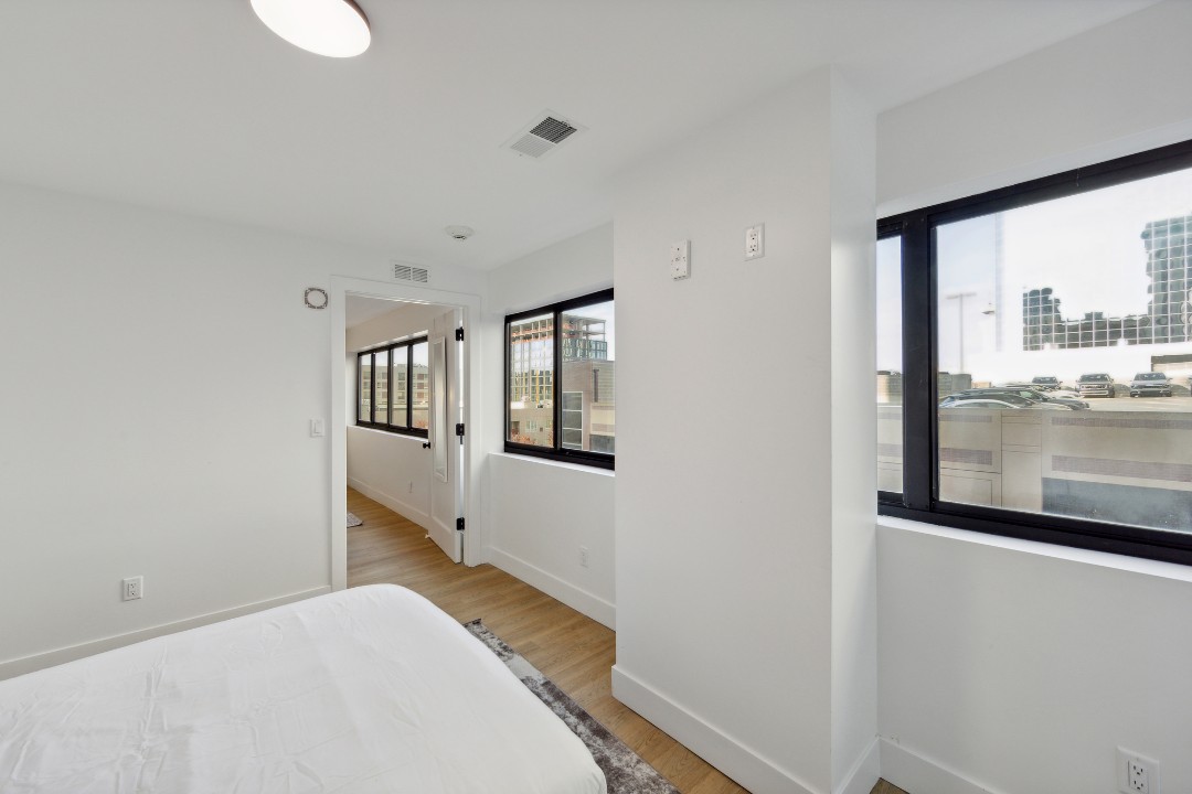 Market View Residence · Unit 505 1/1