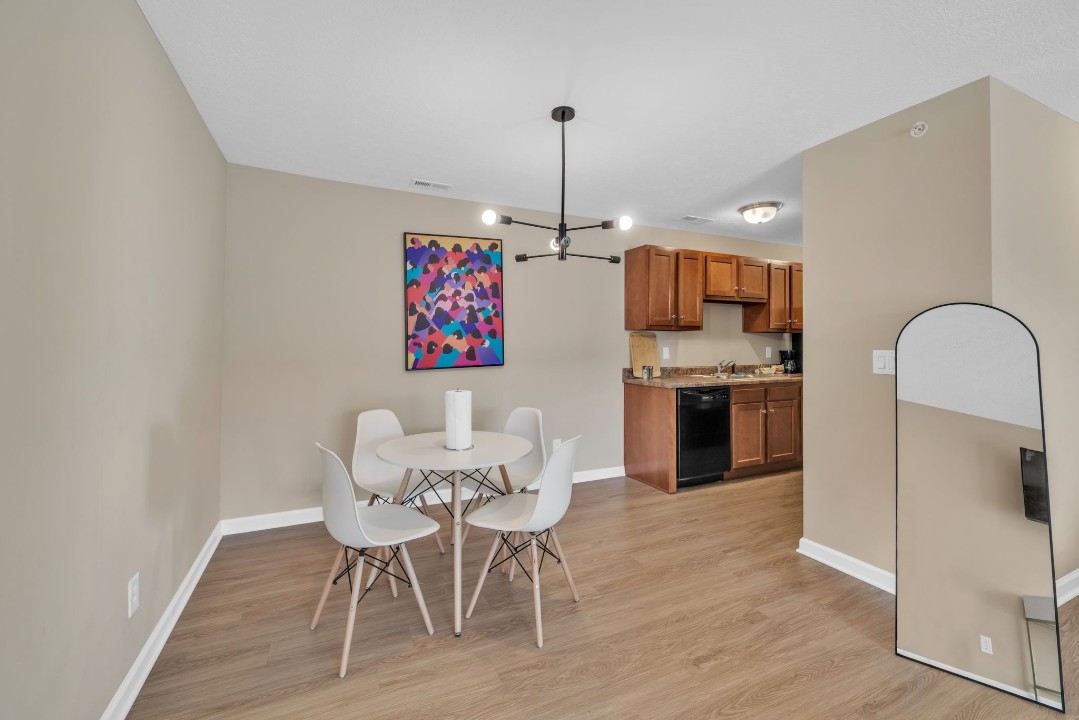 Stonecrest 822, · Unit 2/2