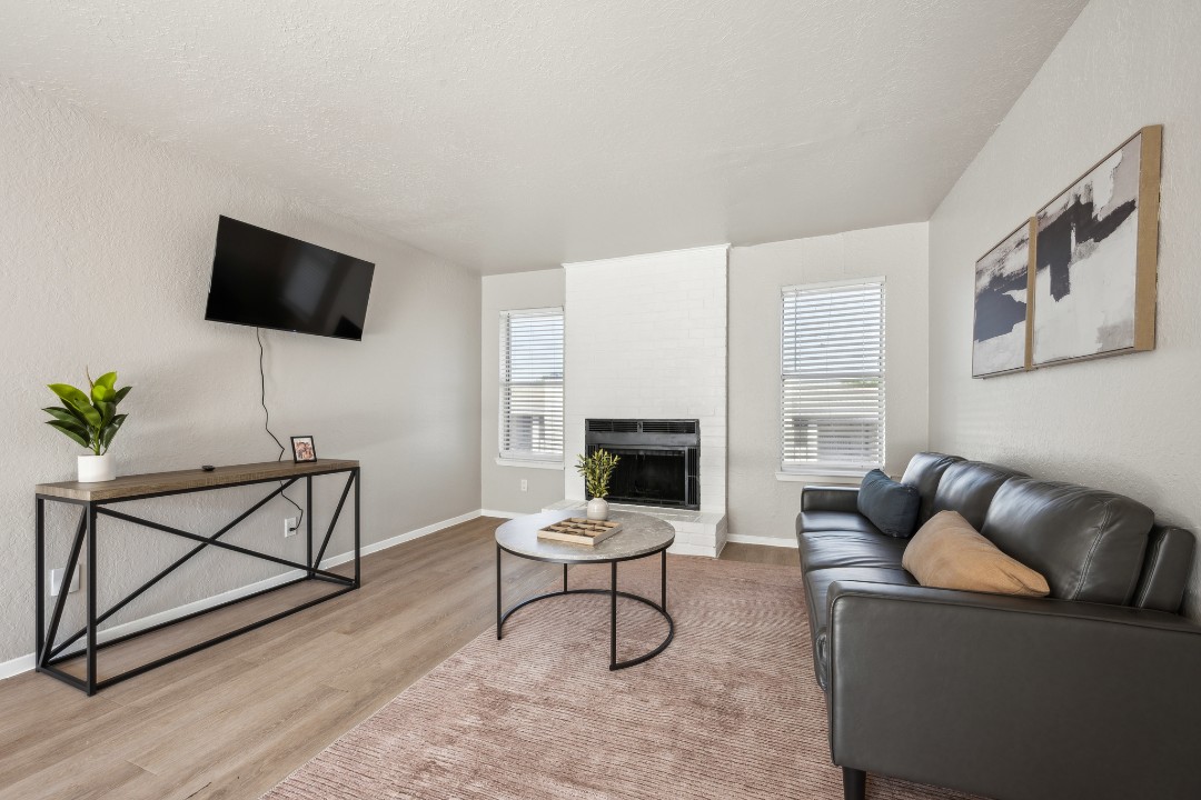 The Chandler · Unit 1221 2/2