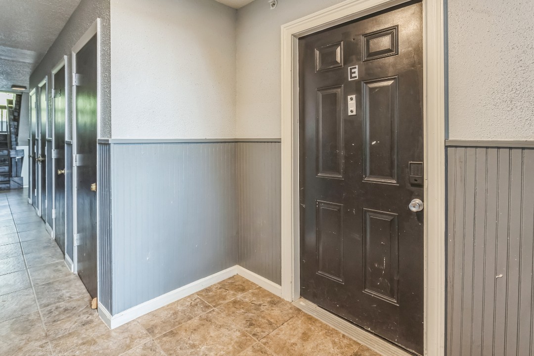 Crest at East Cobb 1812E · Unit 2/2