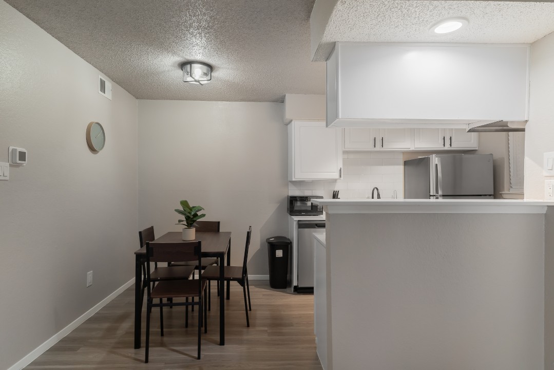 The Landry · Unit 214 1/1