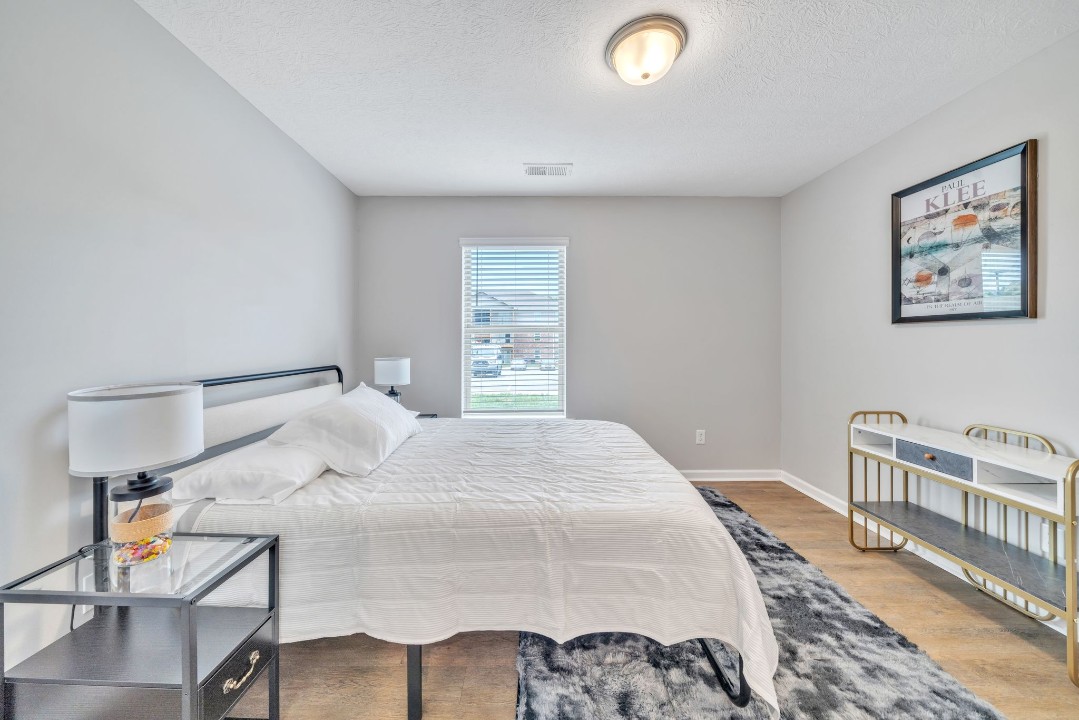 Stonecrest 713, · Unit 2/2